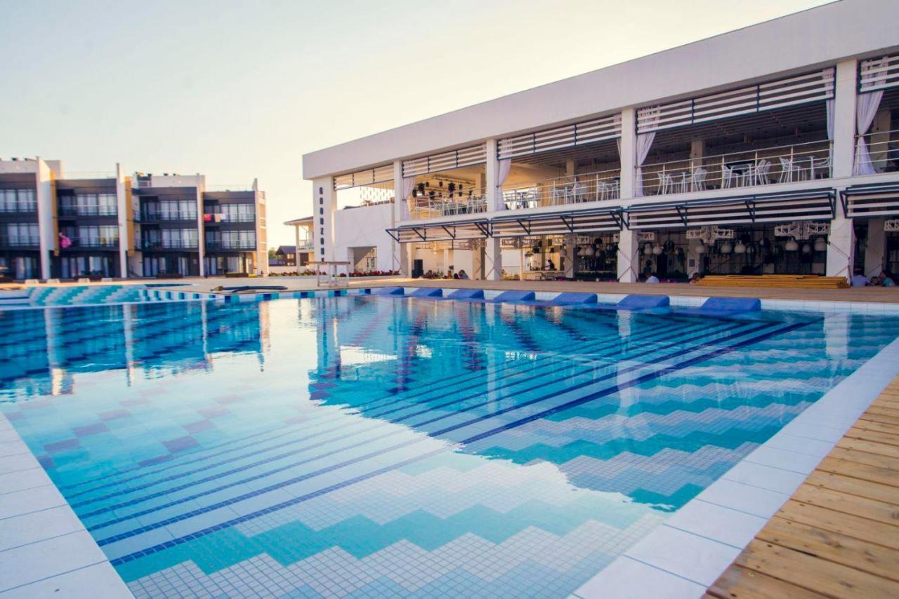 Goodzone Club Hotel Zatoka Exterior foto